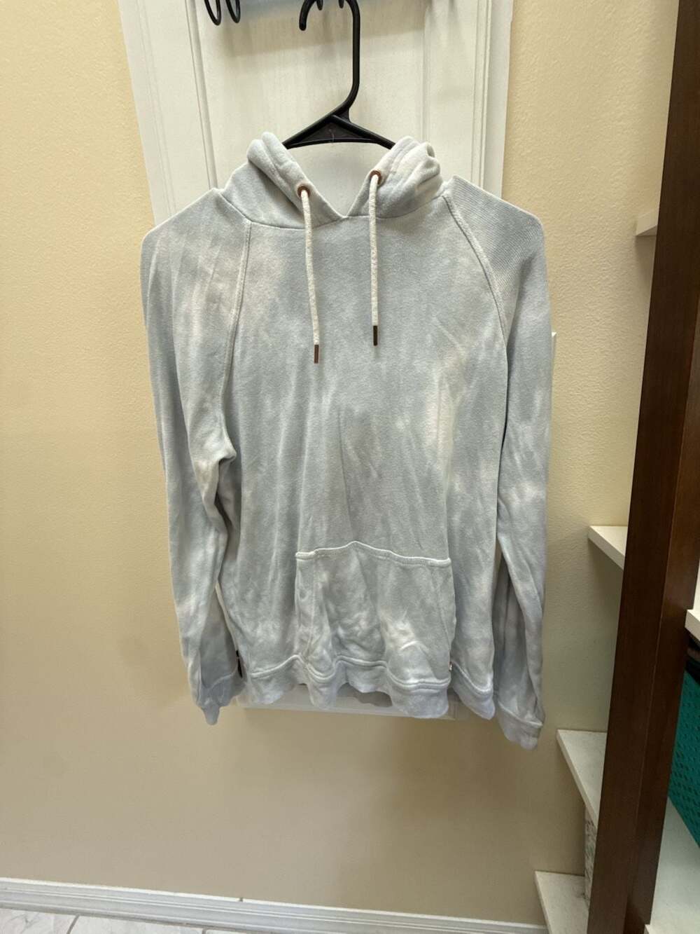 Volcom Lived In Lounge Hoodie Size XS Tie Dye Pullover Sweatshirt